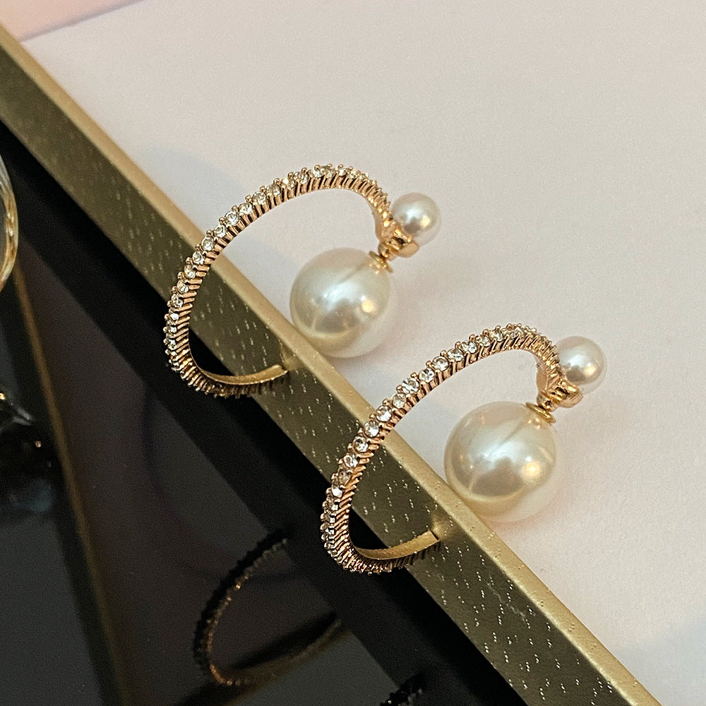 Wholesale Geometric Pearl Studded Diamond Alloy Earrings